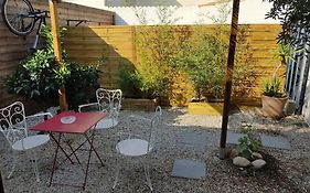 Charmant studio dans petit village du sud de la France